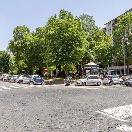 Casa Elena, Testaccio アパート ローマ