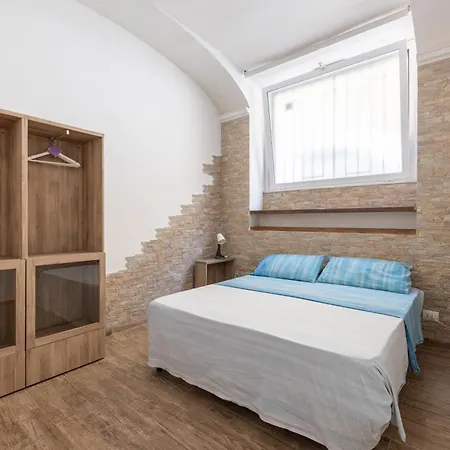 Daire Casa Elena, Testaccio